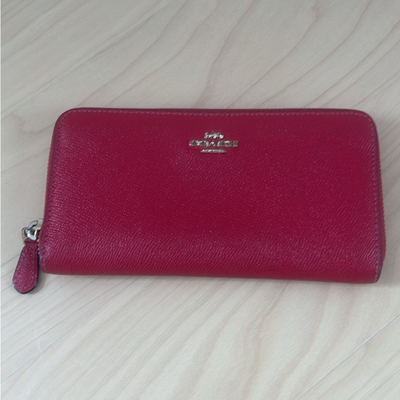 Coach Red Leather Wallet - Picture 1 of 1